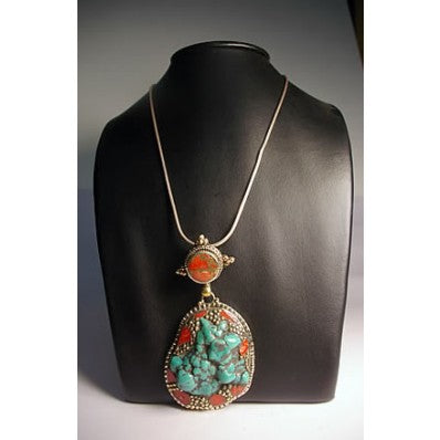 Pendentif tibétain en argent corail et turquoise