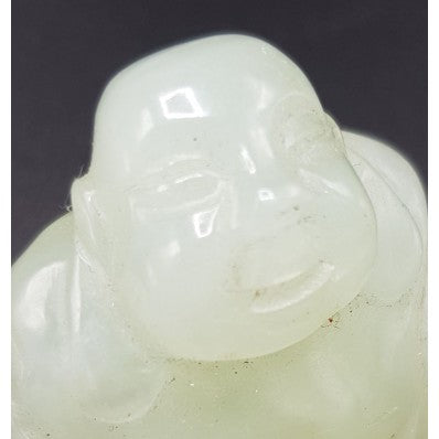 Statue de bouddha maitreya  en jadeite ---