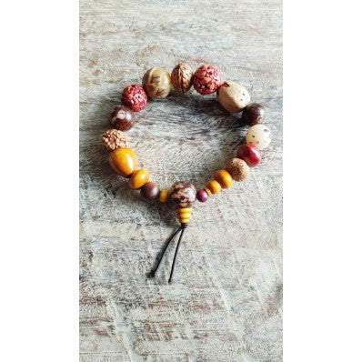 Bracelet Mala en graines bodhi bouddhiste ---