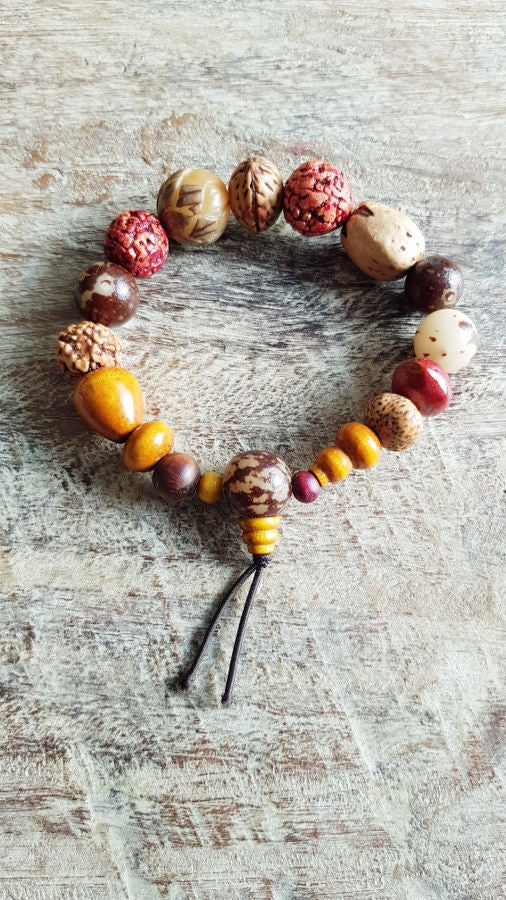 Bracelet Mala en graines bodhi bouddhiste