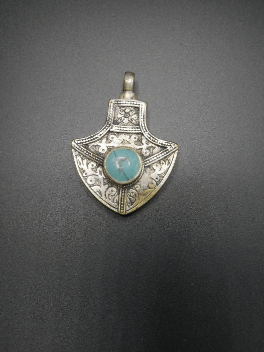 Bijoux Afghan : Pendentif en turquoise et argent